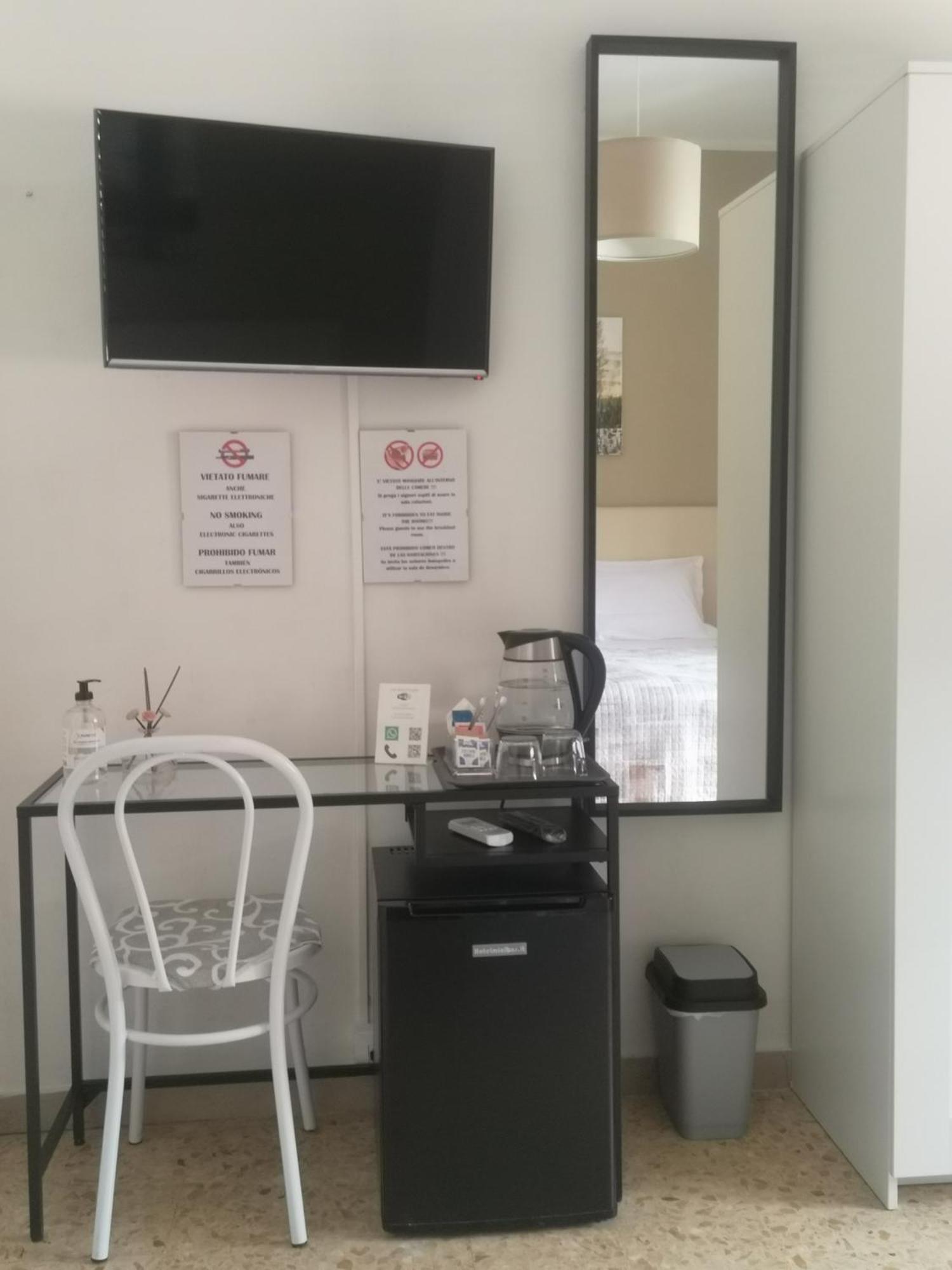 Vacanze Pisane Bagian luar foto