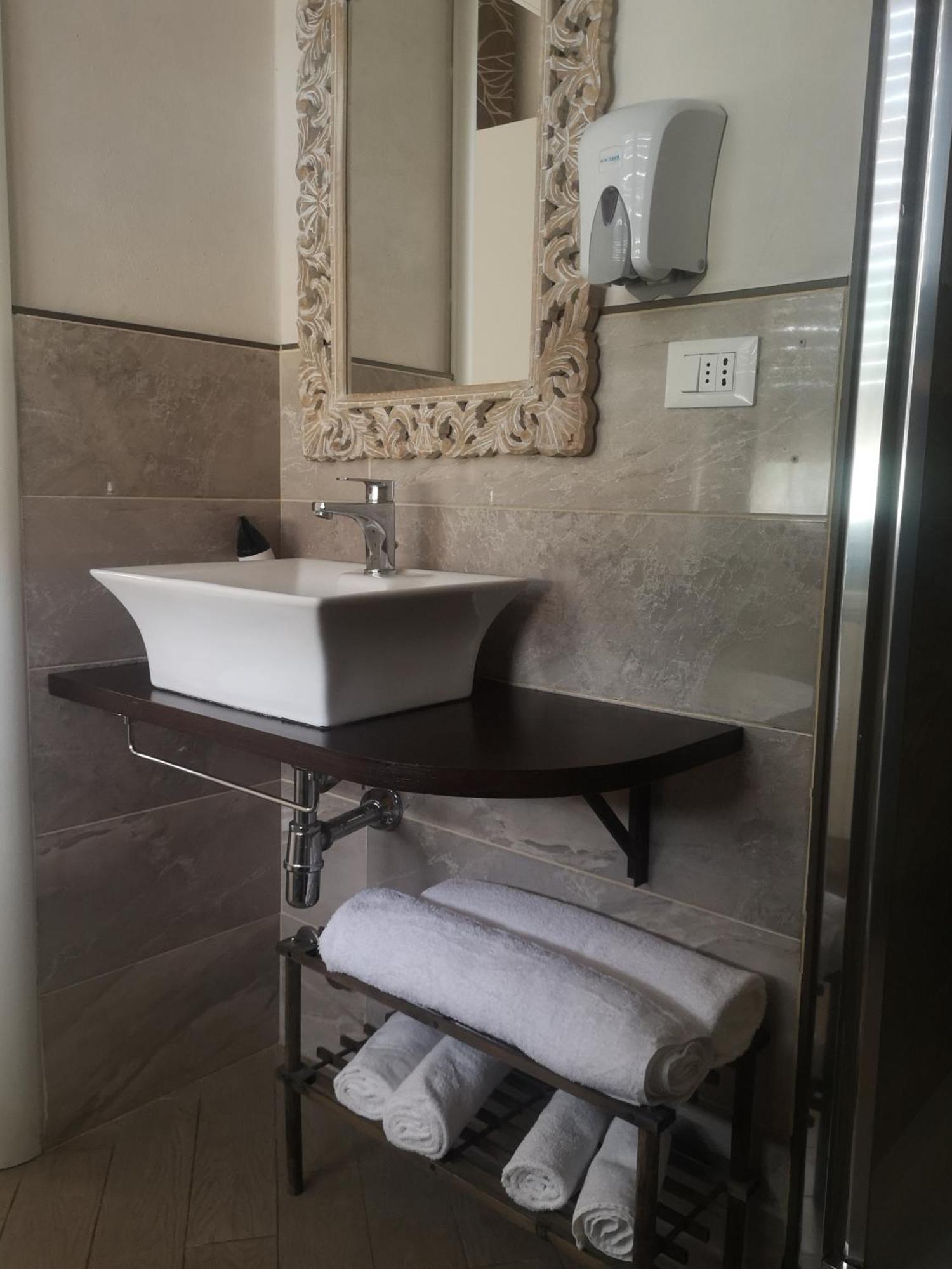 Vacanze Pisane Bagian luar foto